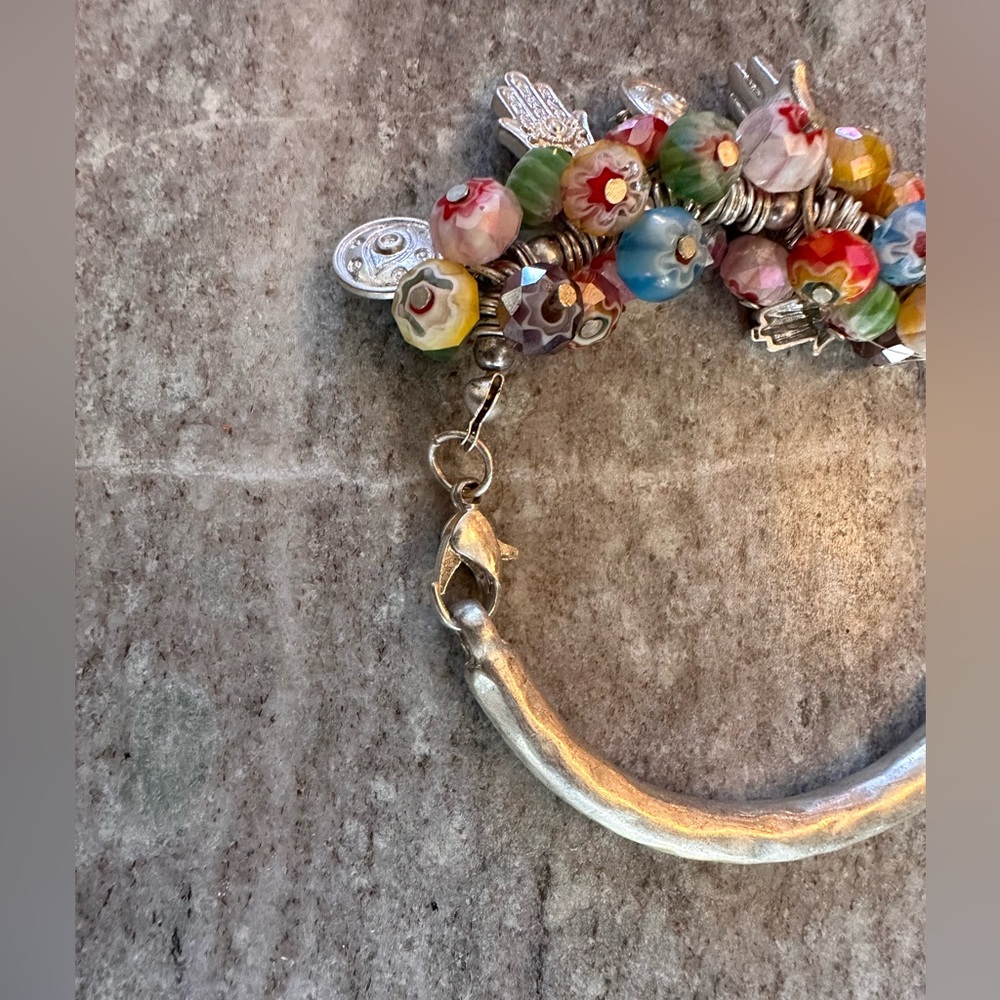 Silver & Glass Beaded Bracelet Ft Evil Eye & Hamsa - Picture 3 of 4